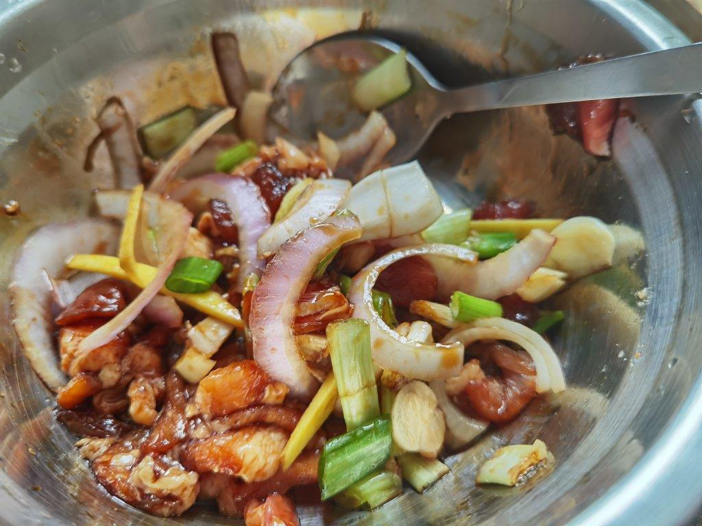 新手烤肉菜谱2:腌制猪五花肉片