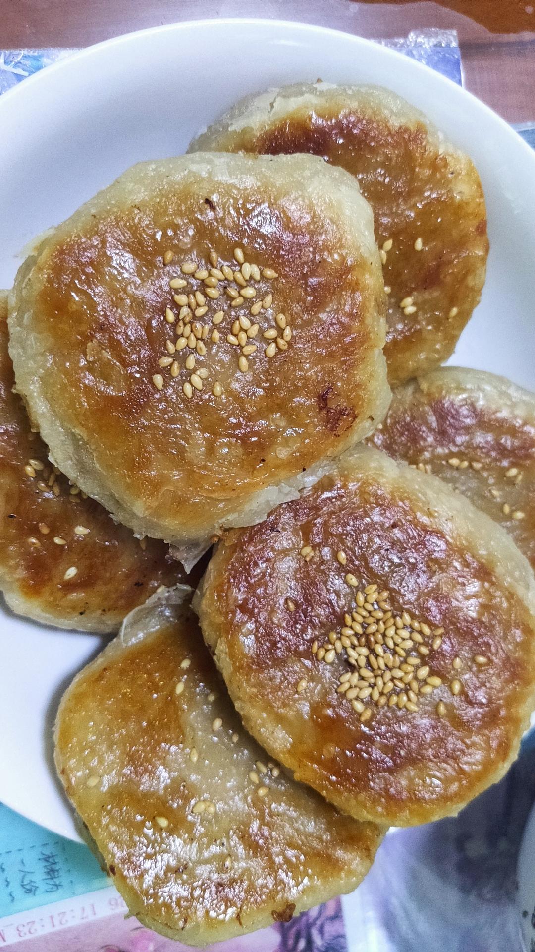 酥的掉渣的中式面点--酥皮烙肉饼的做法