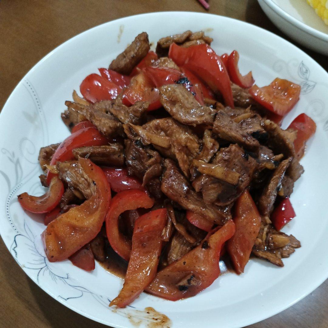 下饭神器👉青椒炒肉