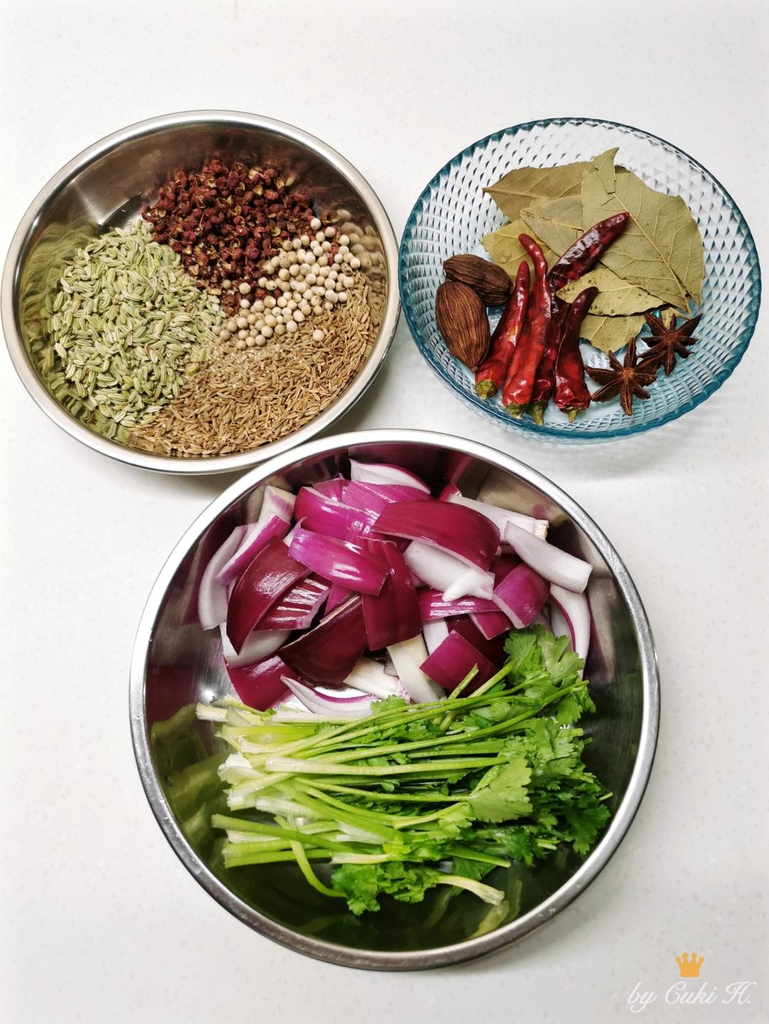 堂妈教你做红汤羊蝎子火锅