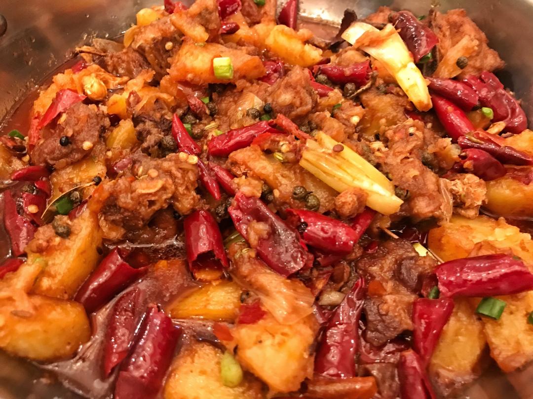土豆烧排骨