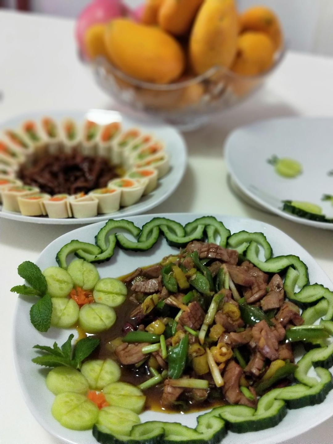 简单美丽的盘饰（6）——简便快手盘饰