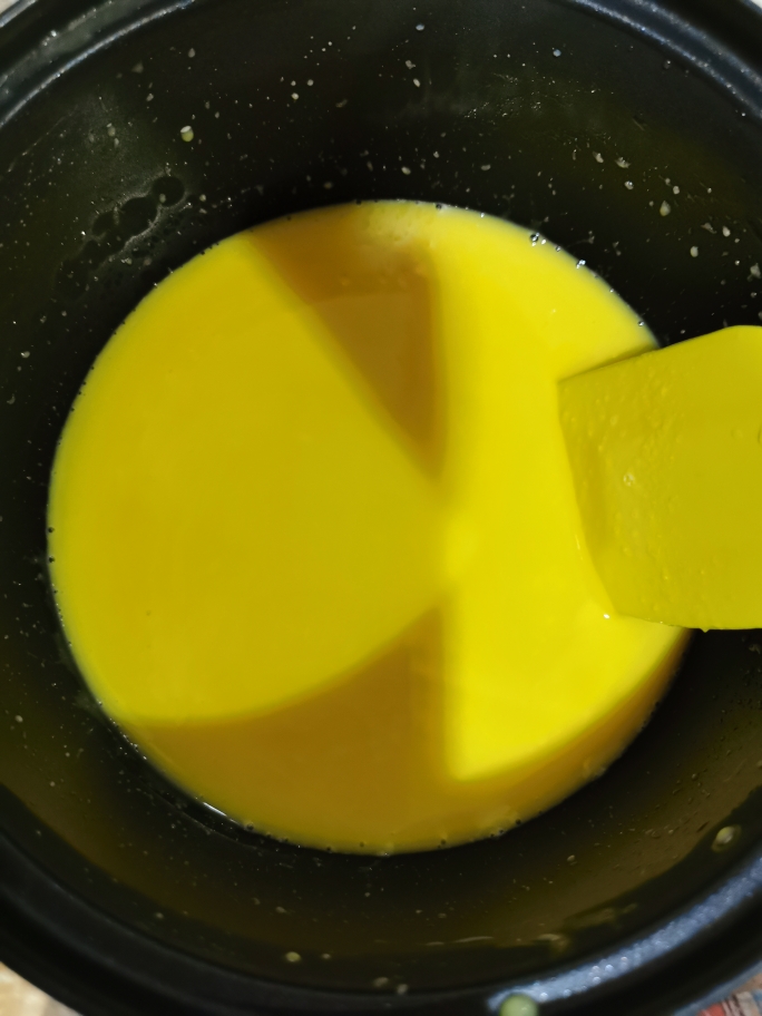 （自用）淡奶油冰淇淋（熟蛋液，无冰渣）的做法 步骤6