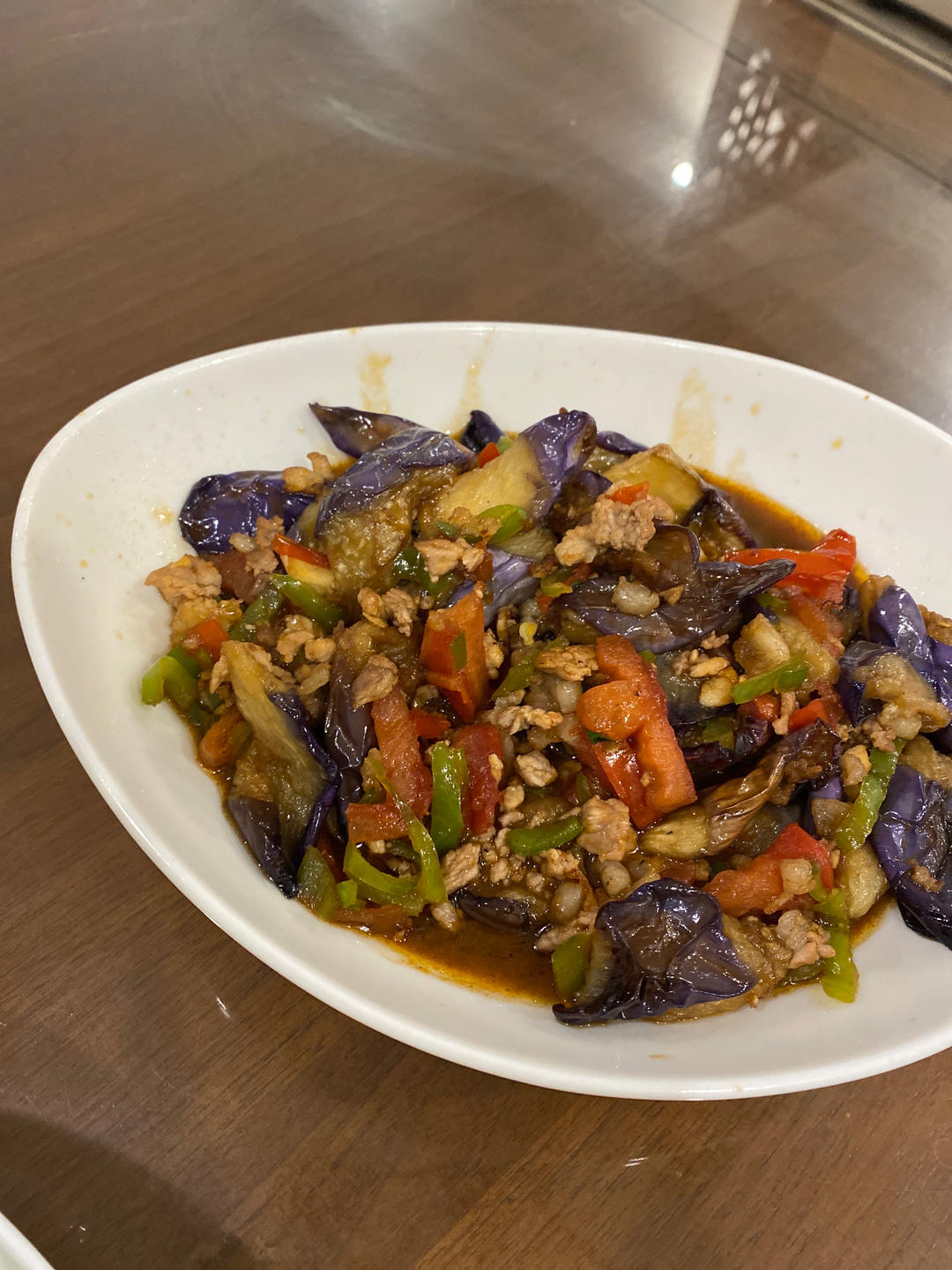 红烧茄子（佐西红柿尖椒）