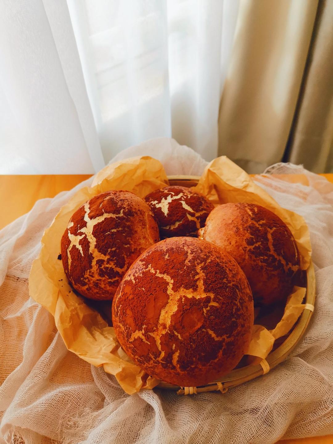 烘焙店畅销的巧克力可可牛奶面包❗️网红蘑菇云面包‼️松软好吃孩子最爱