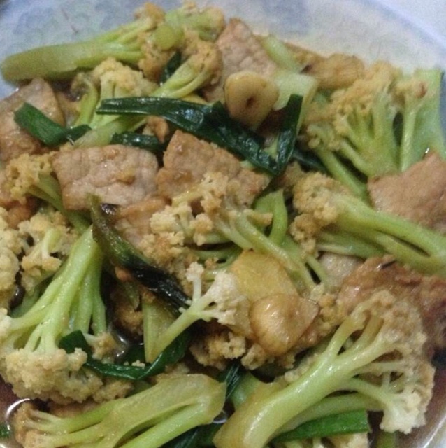 花菜炒肉片