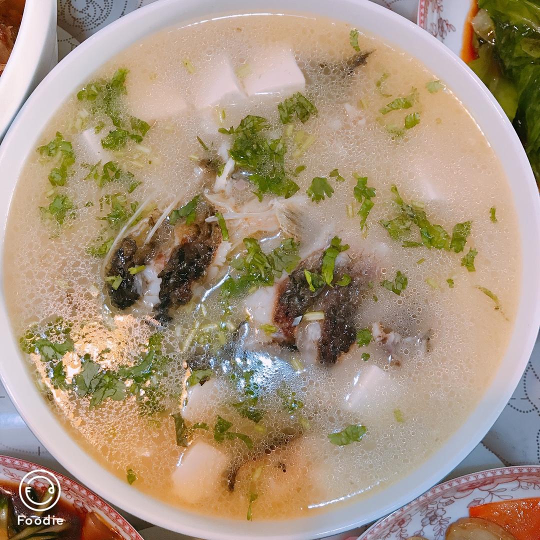 超级简单的野生鲫鱼豆腐汤