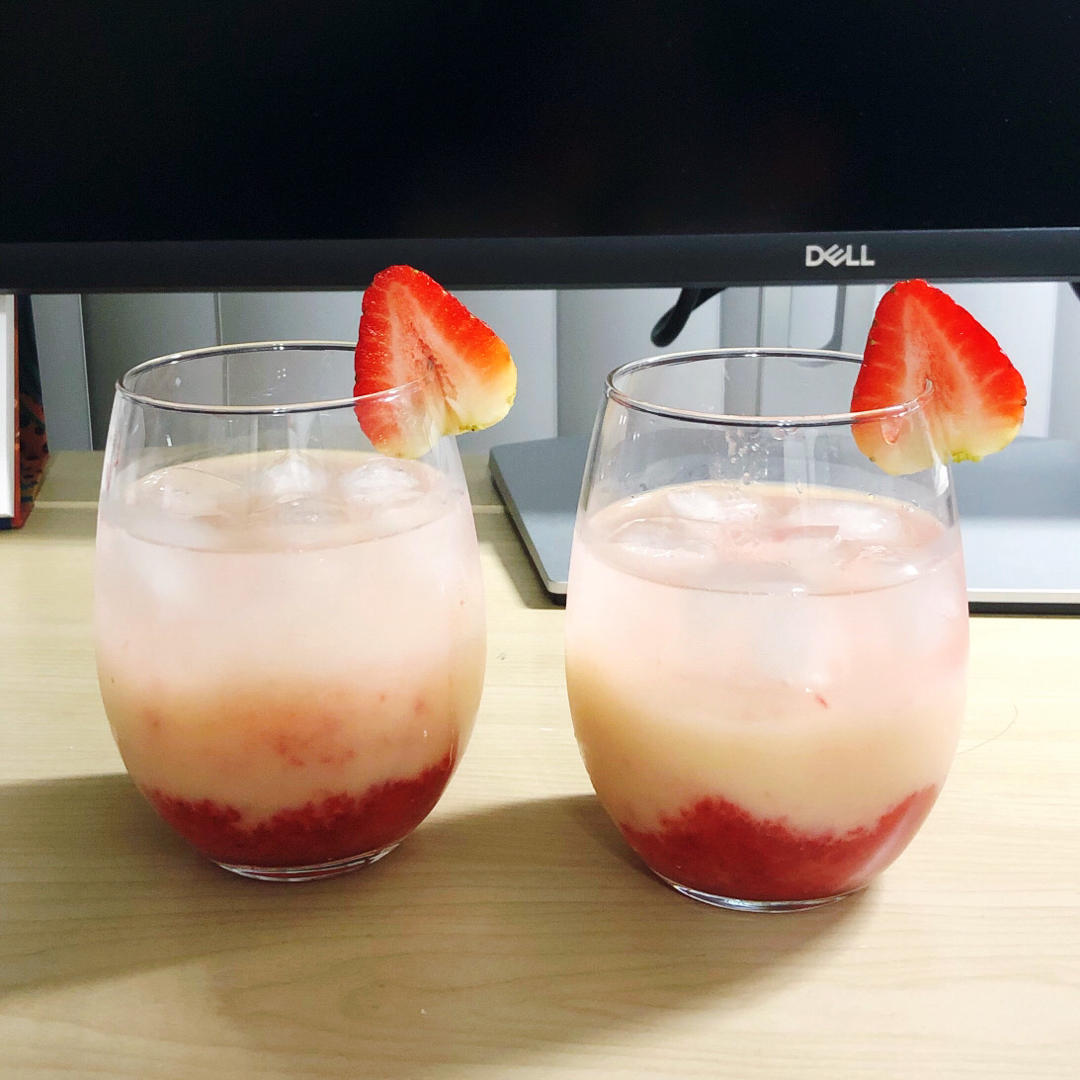 草莓微醺鸡尾酒