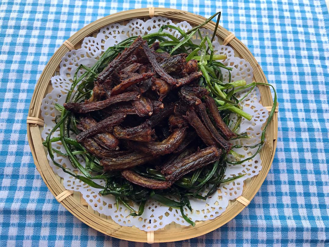 香酥红狼牙鰕虎鱼的做法