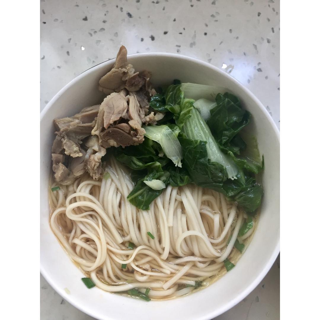 温暖你的一碗面🍜