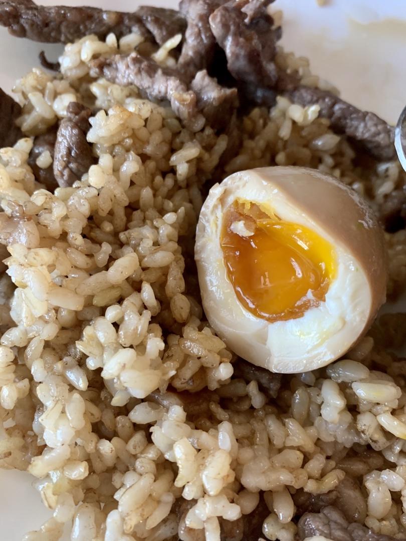 黑松露牛肉炒饭
