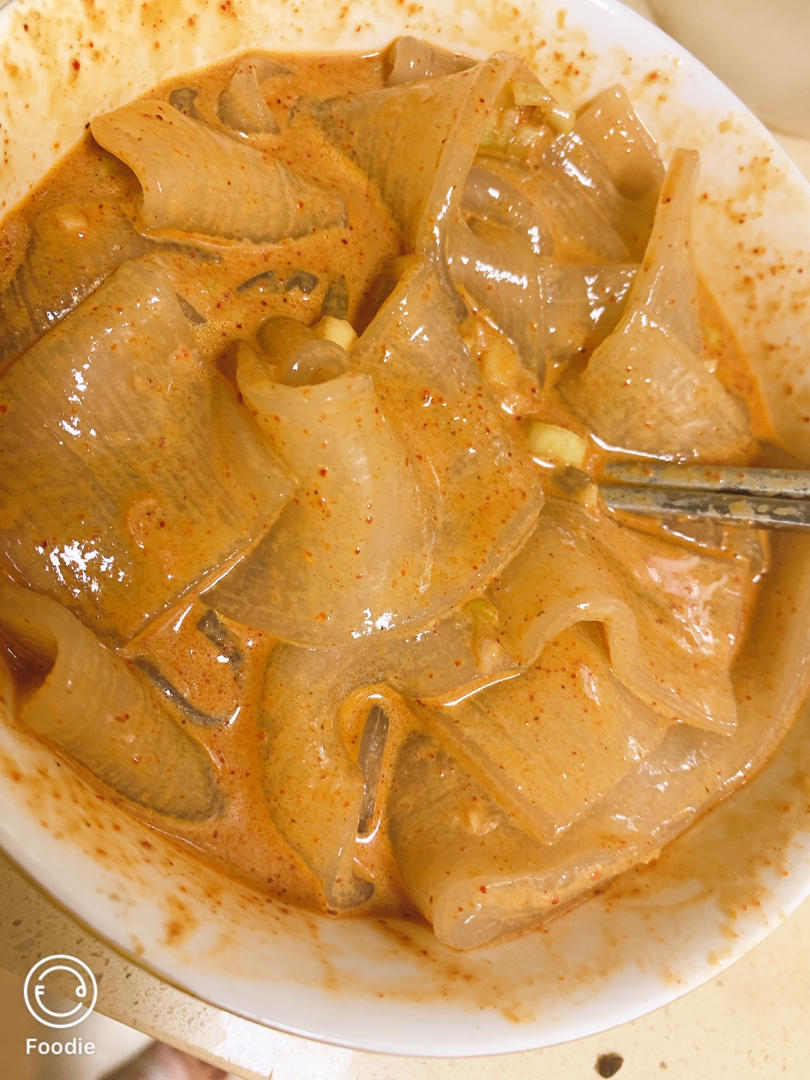 秒杀小夜市的麻酱流汁宽粉