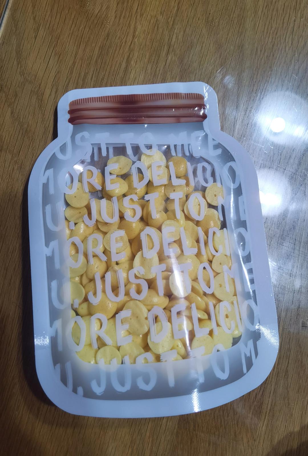 入口即化的无添加蛋黄溶豆