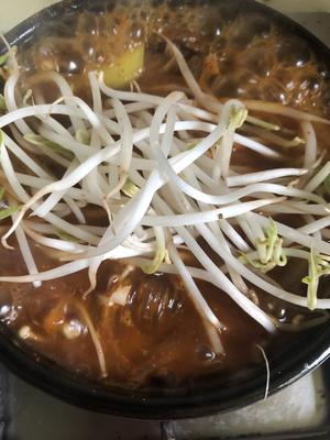 暖胃醒酒韩国辣牛肉汤的做法 步骤10