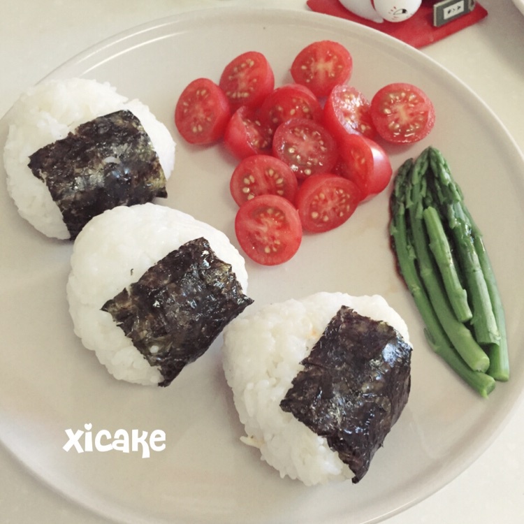 金枪鱼芝士饭团