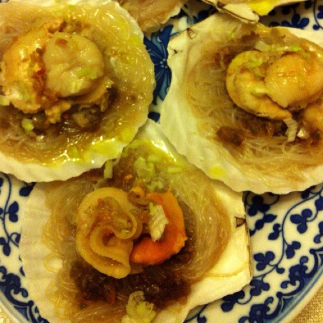 蒜蓉粉丝蒸扇贝