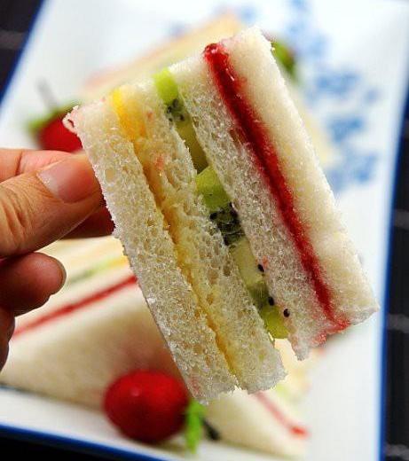 迷你水果三明治的做法