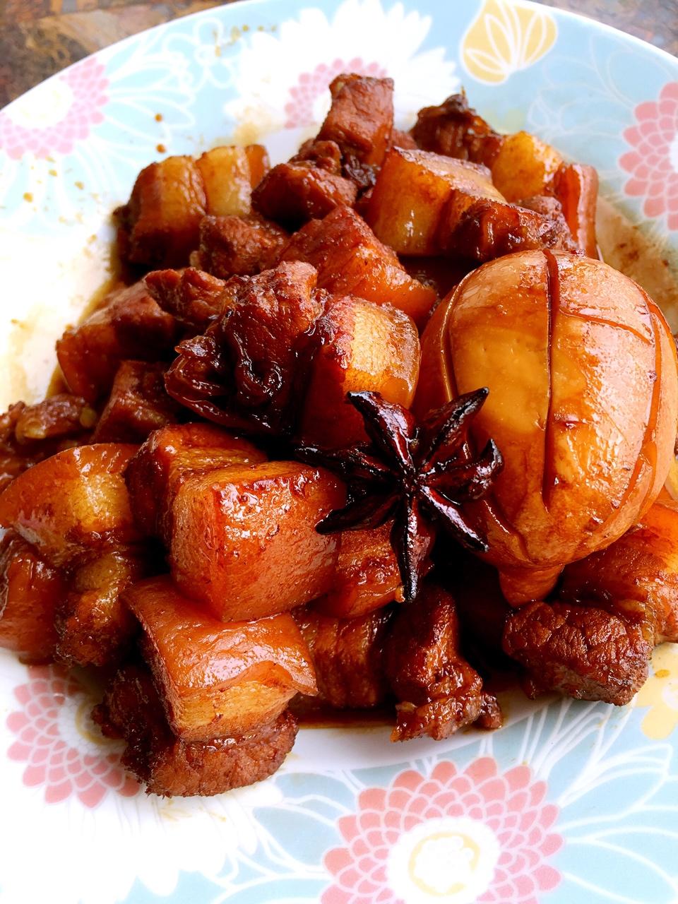 其实也不是很难的红烧肉烧蛋