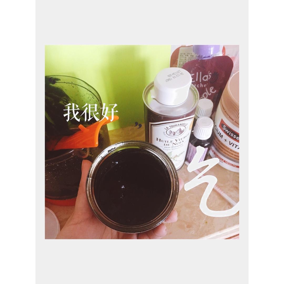 婴儿辅食：天然调料—黑芝麻酱