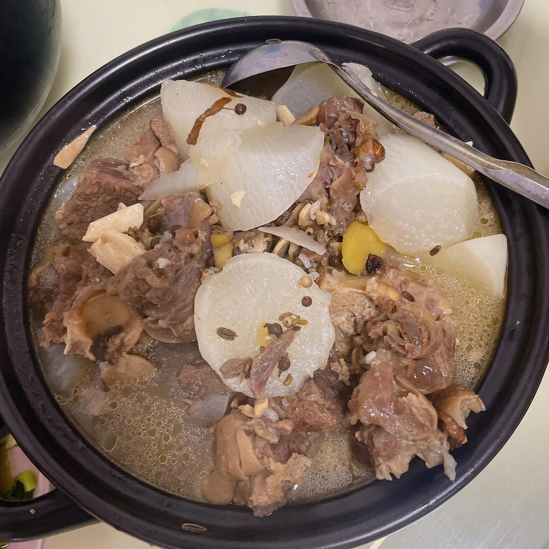 清汤羊肉火锅