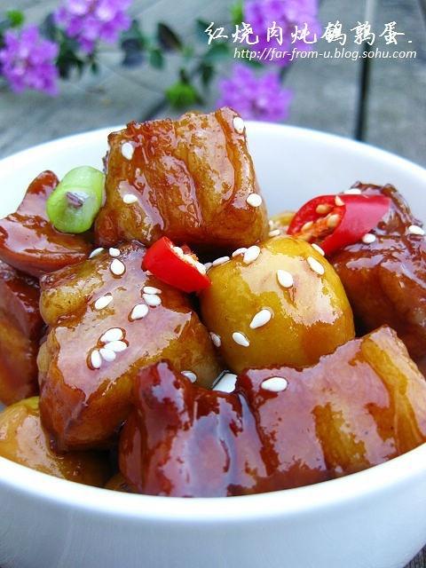 红烧肉炖鹌鹑蛋的做法