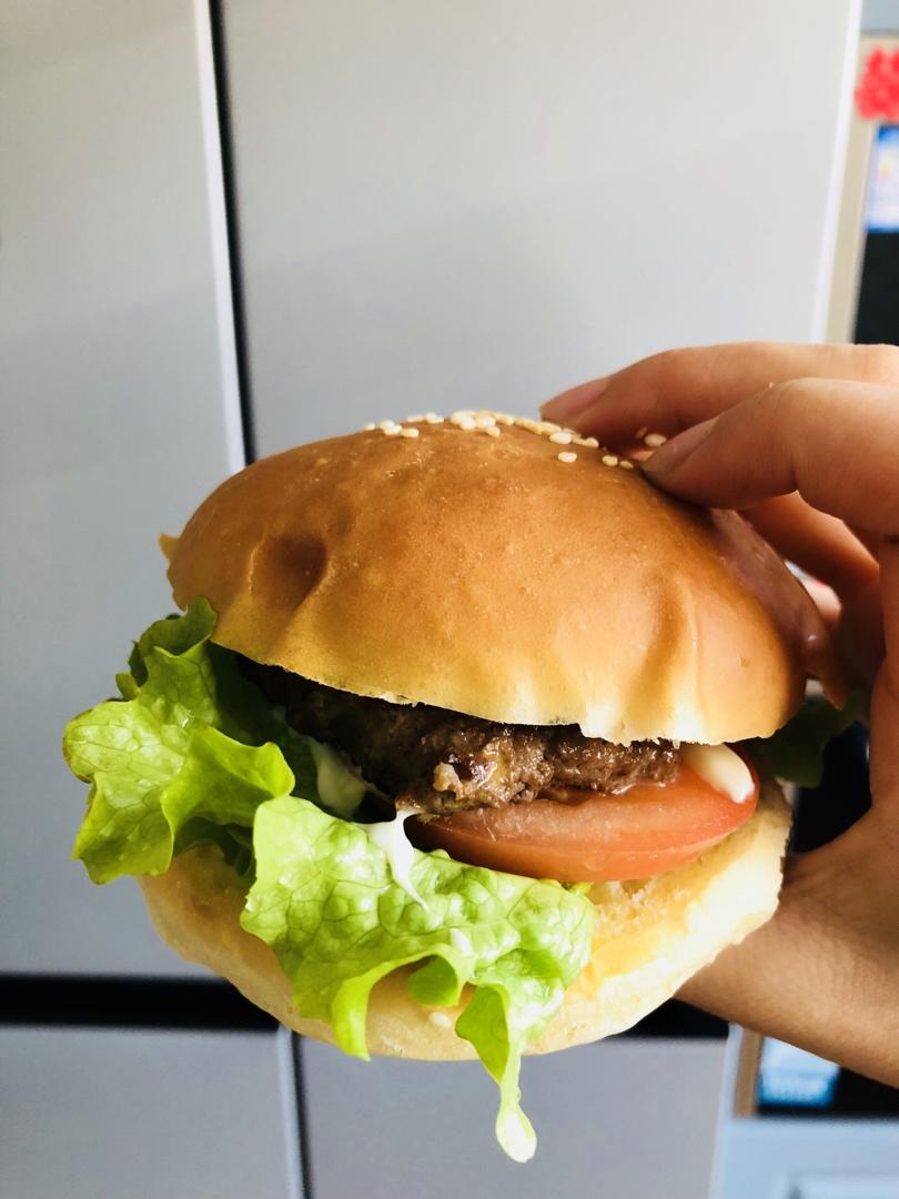 牛肉汉堡