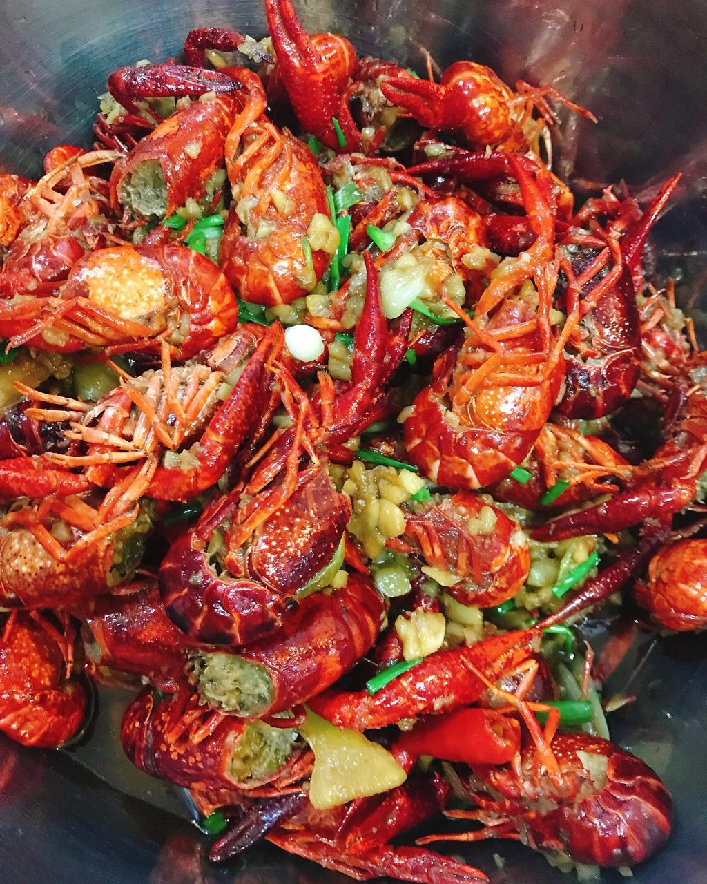 guoguo0205做的蒜蓉小龙虾