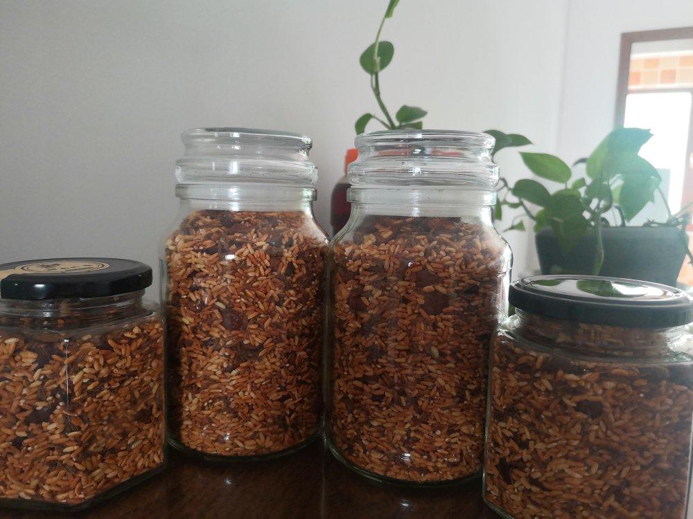 瘦小腹的红枣姜米茶