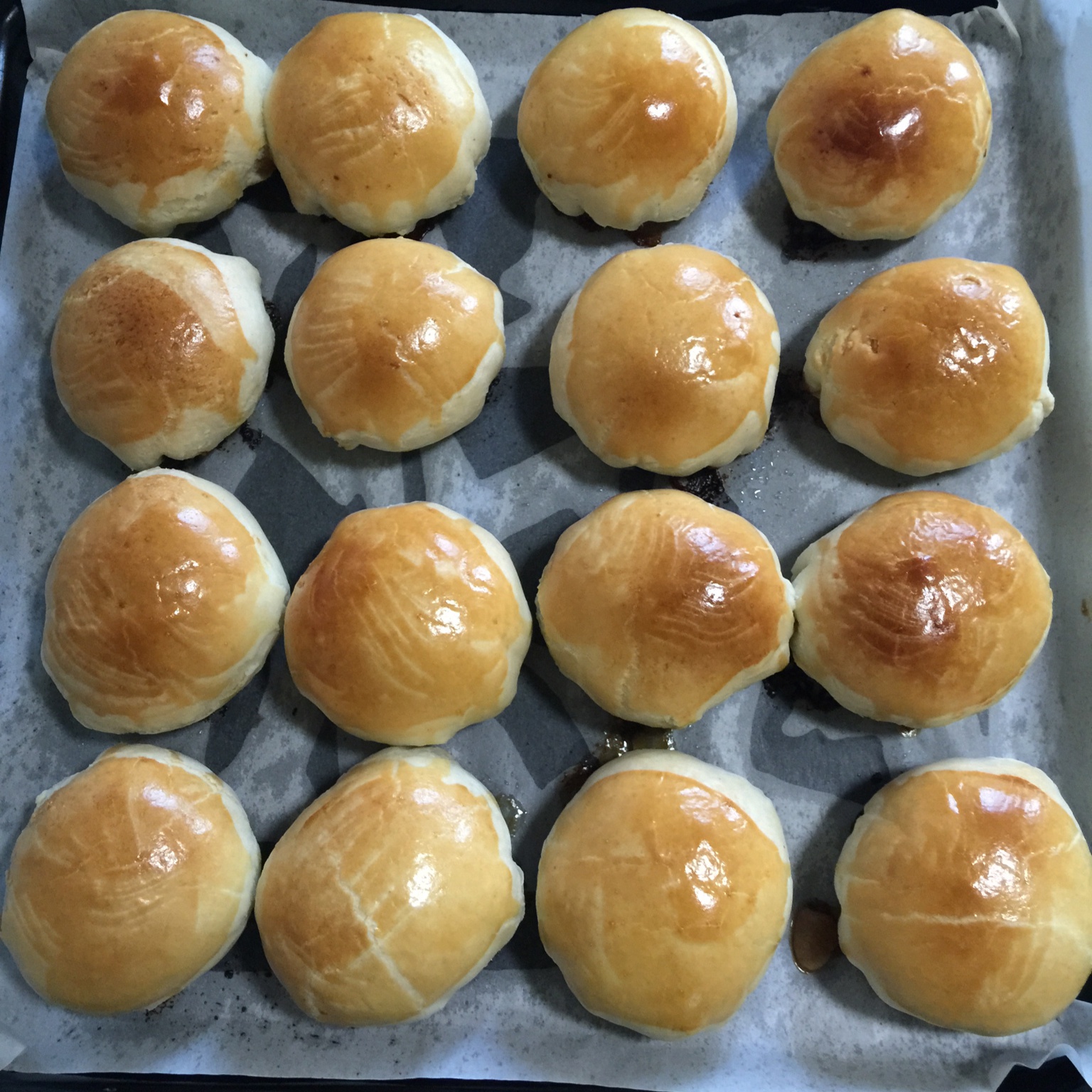 泳式鲜肉榨菜月饼