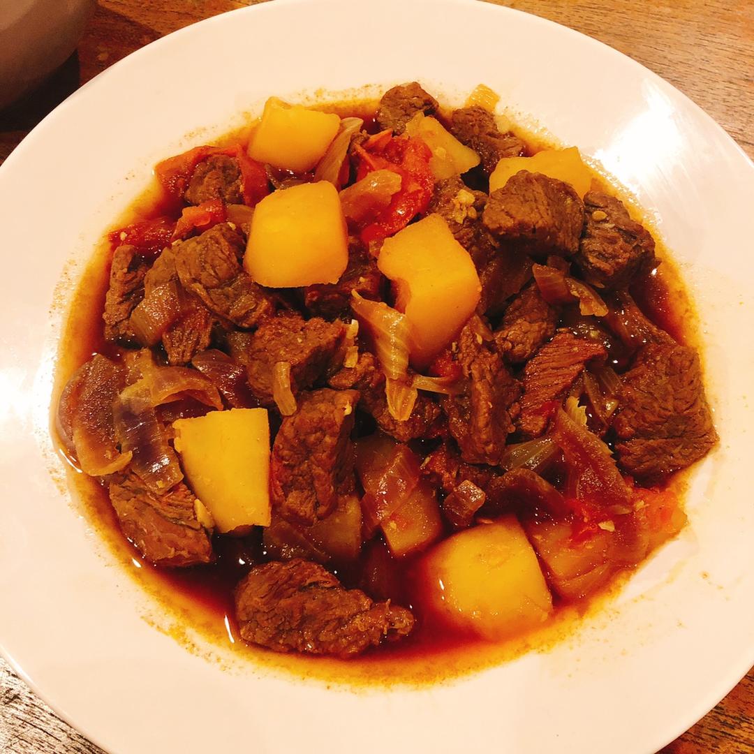 番茄土豆炖牛肉