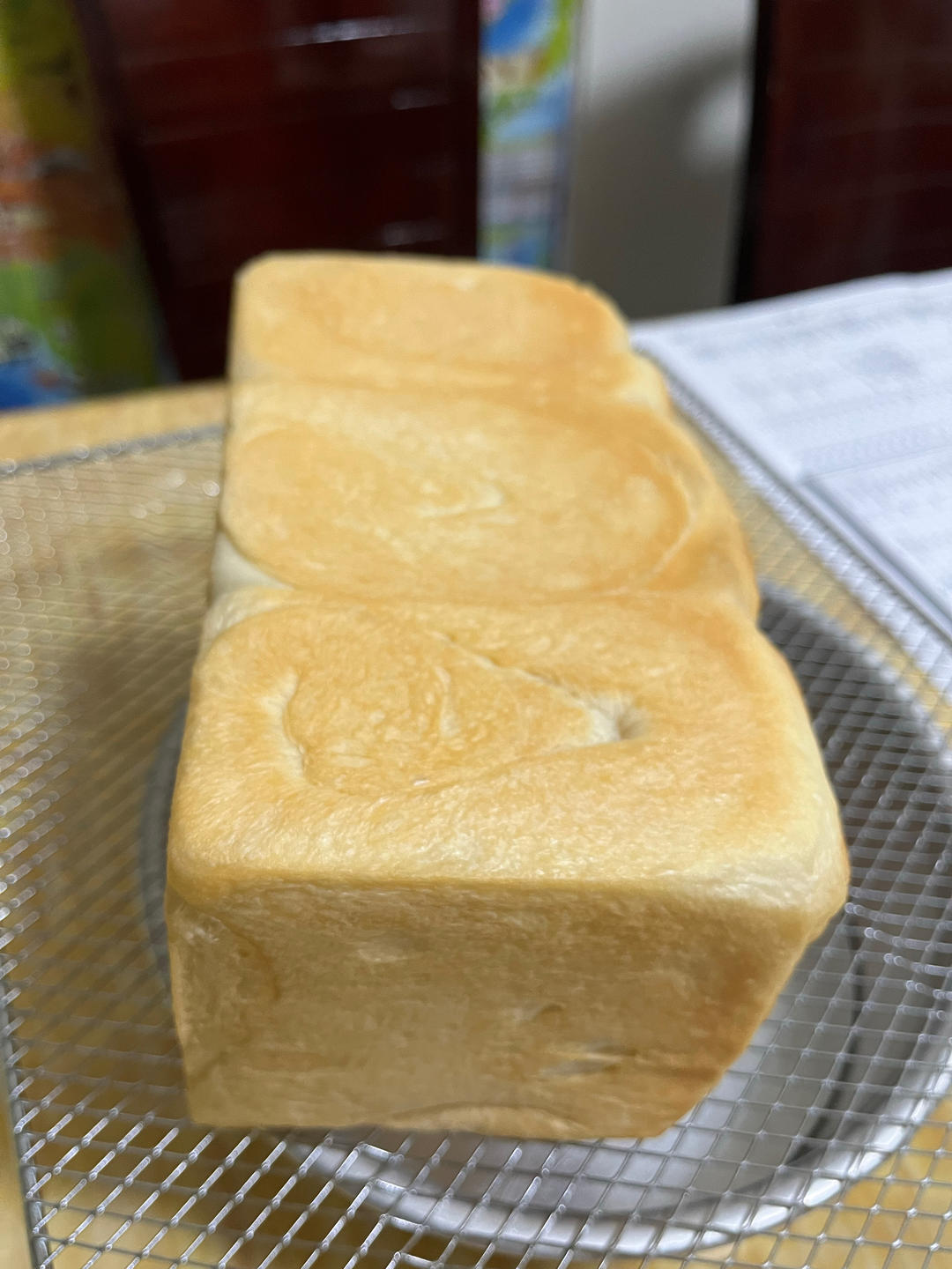 软到拿不起来的生吐司