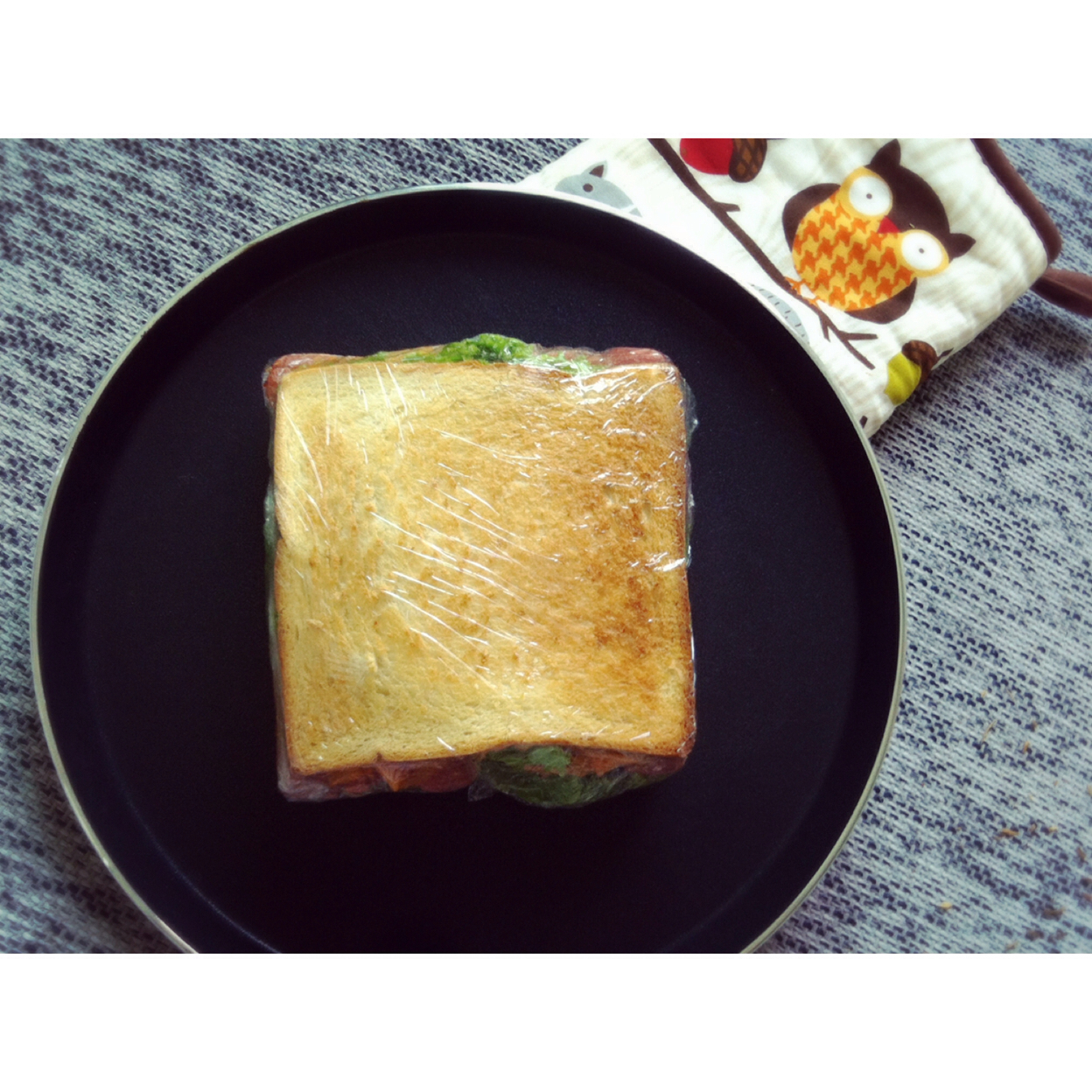 如何做超厚的沼三明治~详细tip！牛油果鸡蛋午餐肉三明治~