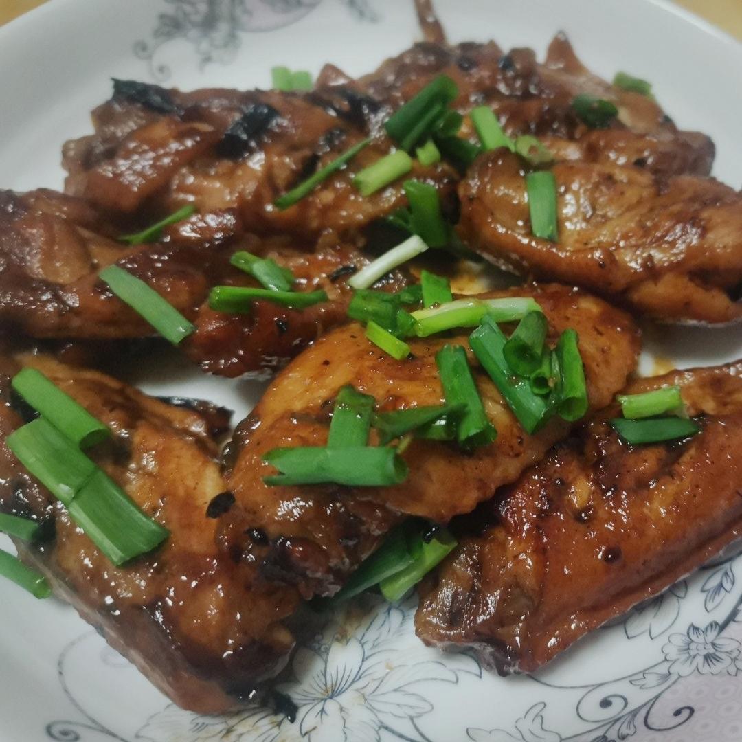 妈妈家的味道，吃了停不下来的红烧鸡翅