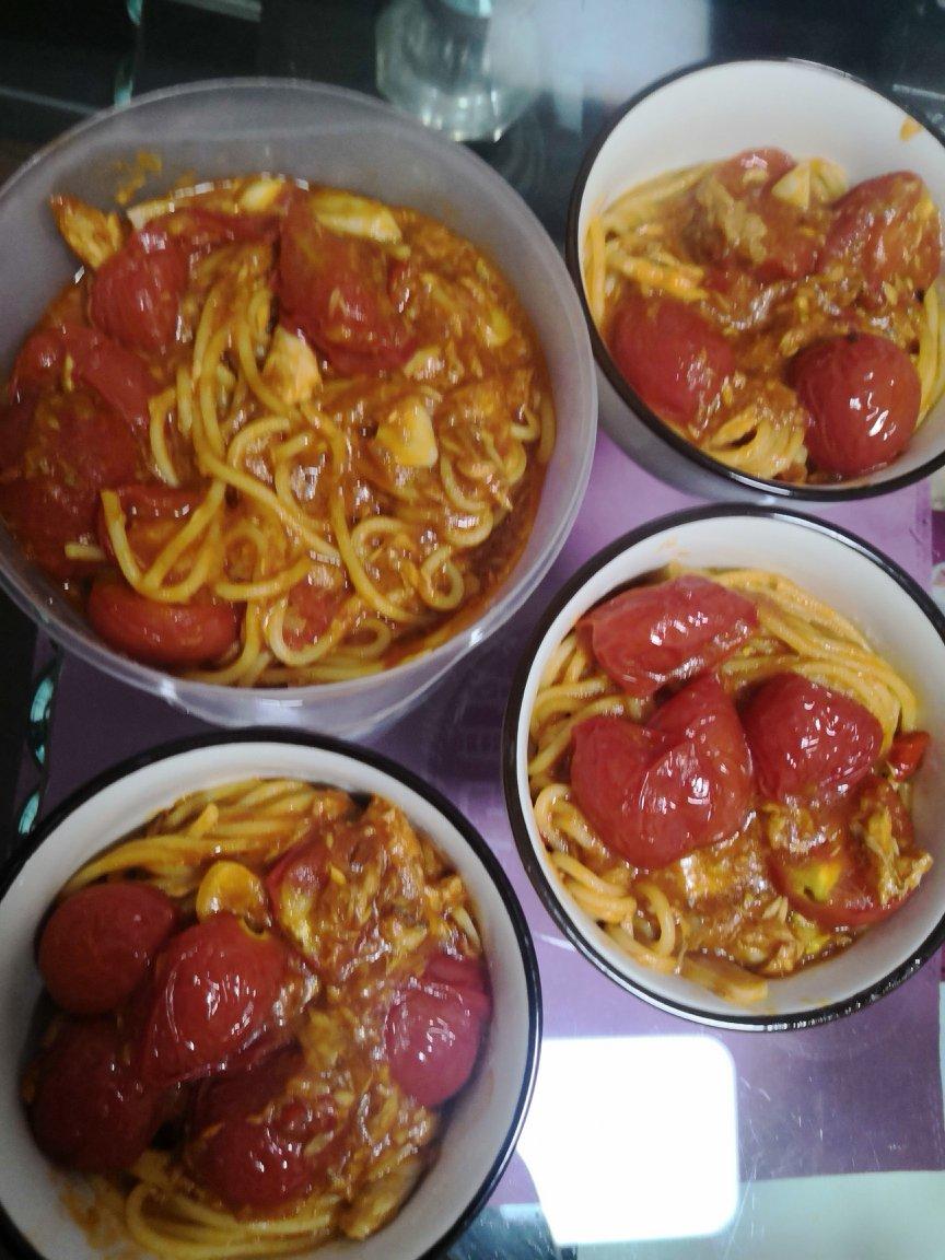 金枪鱼番茄酱意大利面 Spaghetti