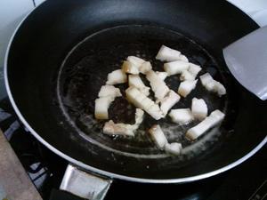 炸豆腐焖猪肉的做法 步骤4
