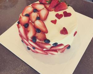 超级简单美腻的生日蛋糕，情人节蛋糕。解决各种抹面困难！的做法 步骤3