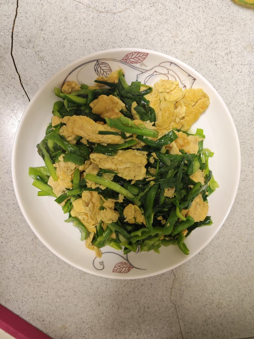 韭菜炒鸡蛋——三分钟快手下饭菜 掌握火候的秘诀