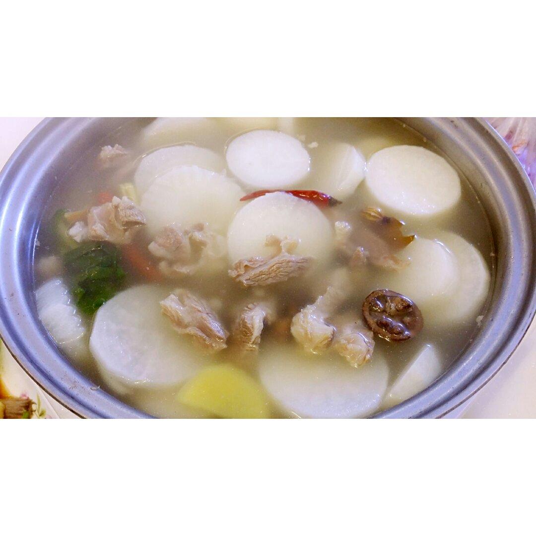 萝卜炖牛腩