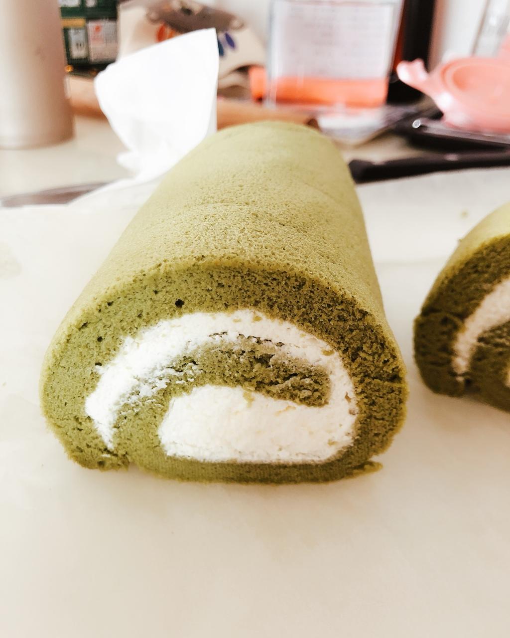 抹茶戚风蛋糕卷