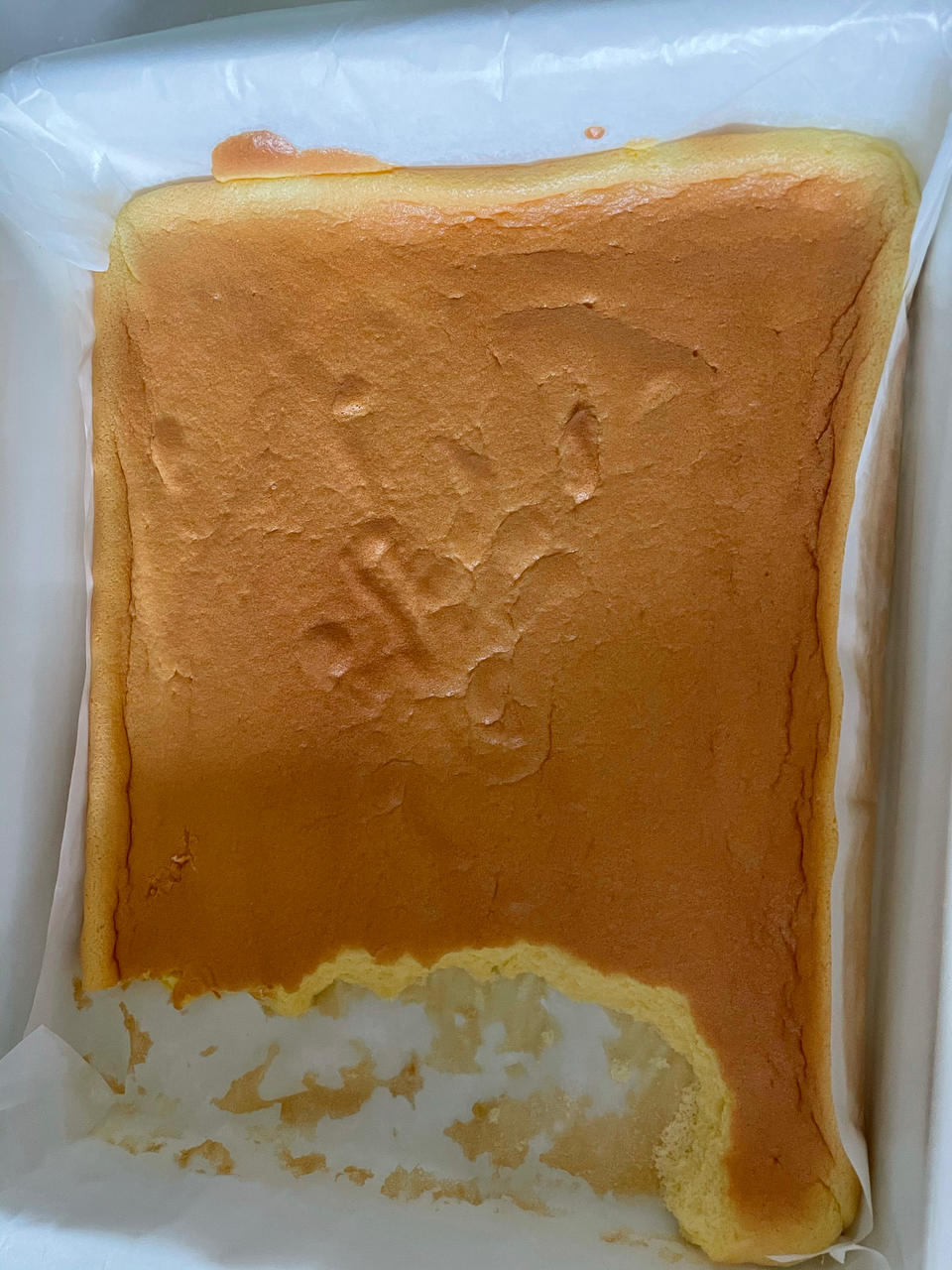 超详细的瑞士卷奶油蛋糕卷原味蛋糕卷的制作方法 饱满不掉皮不开裂（附模具换算方法）