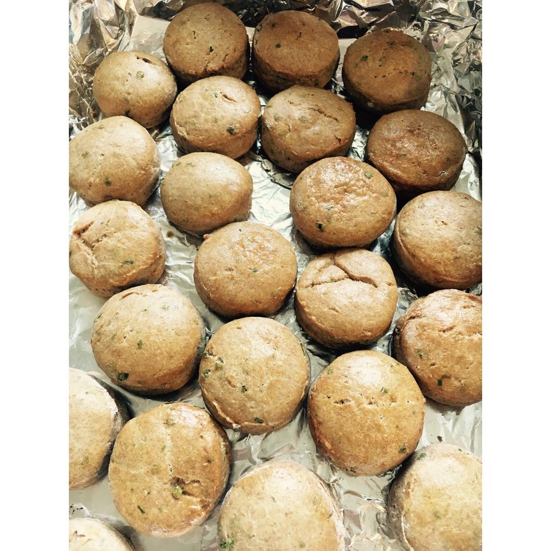 【视频】3分钟 奶油司康Scone(可能是世界上最快手的司康) 消耗淡奶油～