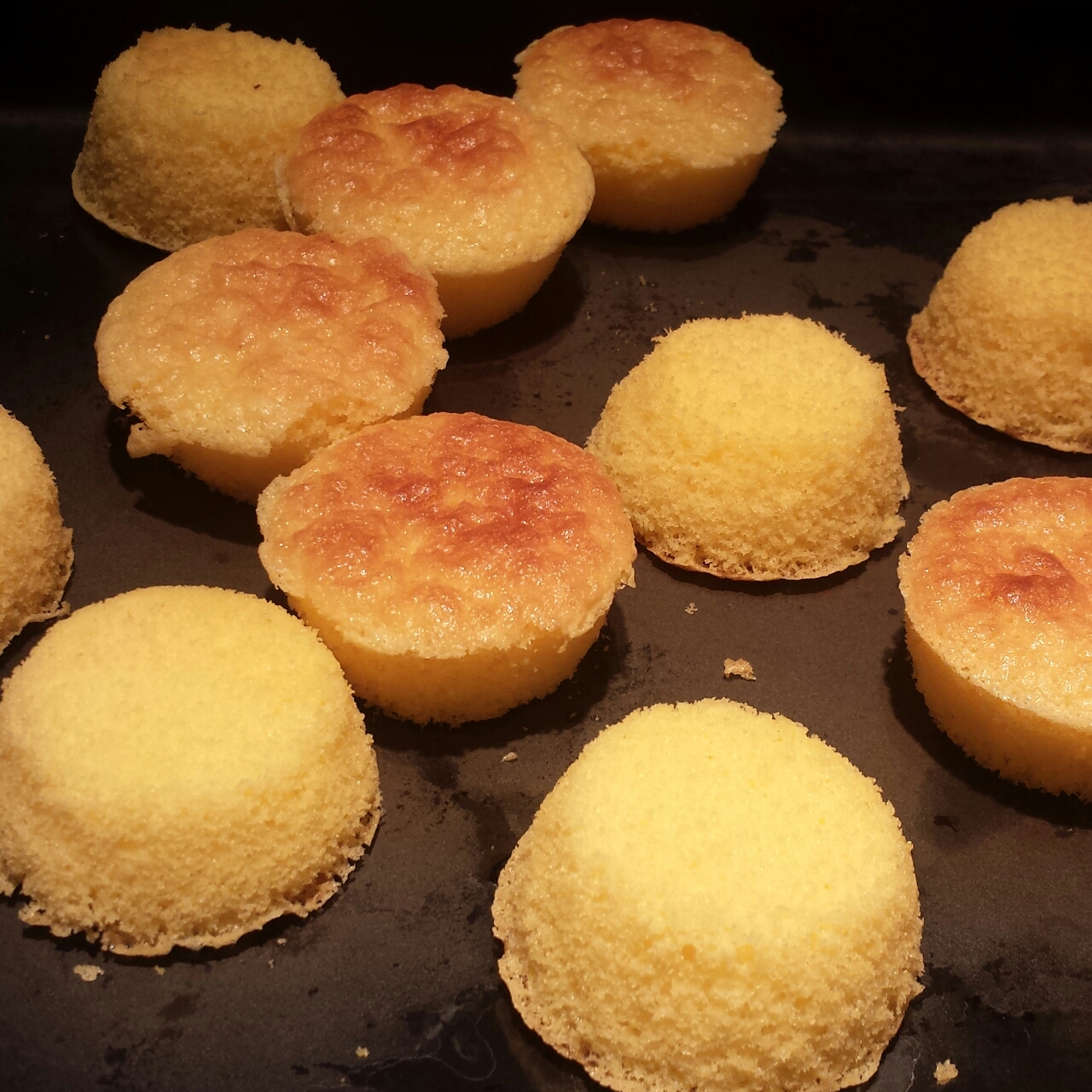 奶香迷你蛋糕仔