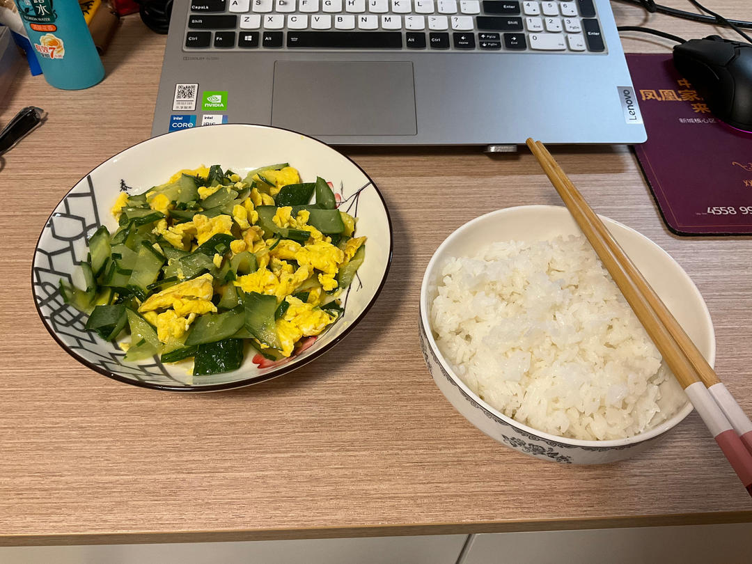 黄瓜炒鸡蛋 （青瓜炒鸡蛋）