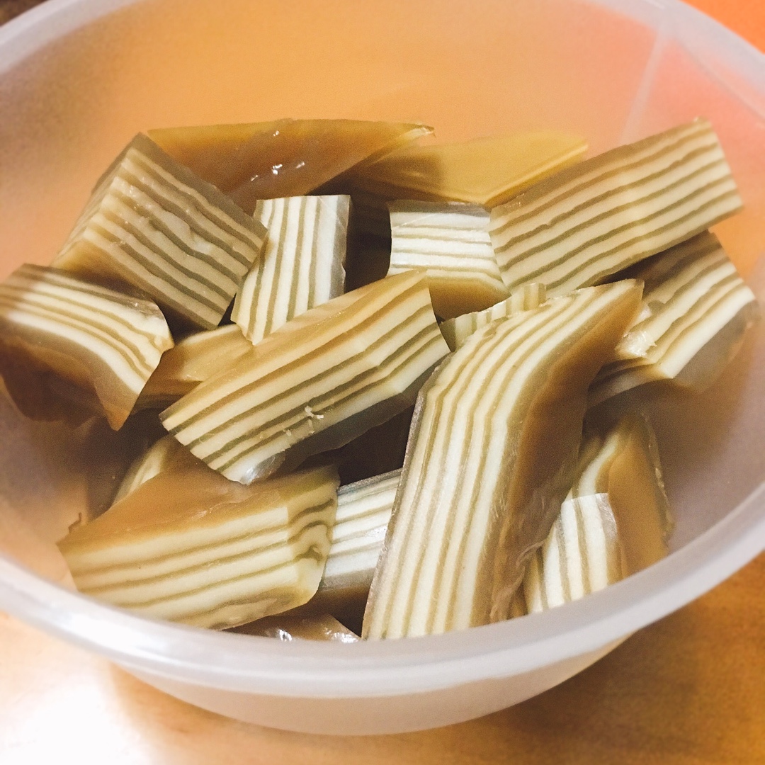 椰汁马蹄千层糕（材料简单，做法简单，全家适合的Q弹Q弹233）