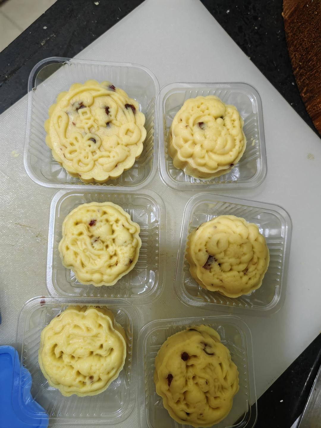 蔓越莓奶香绿豆冰糕