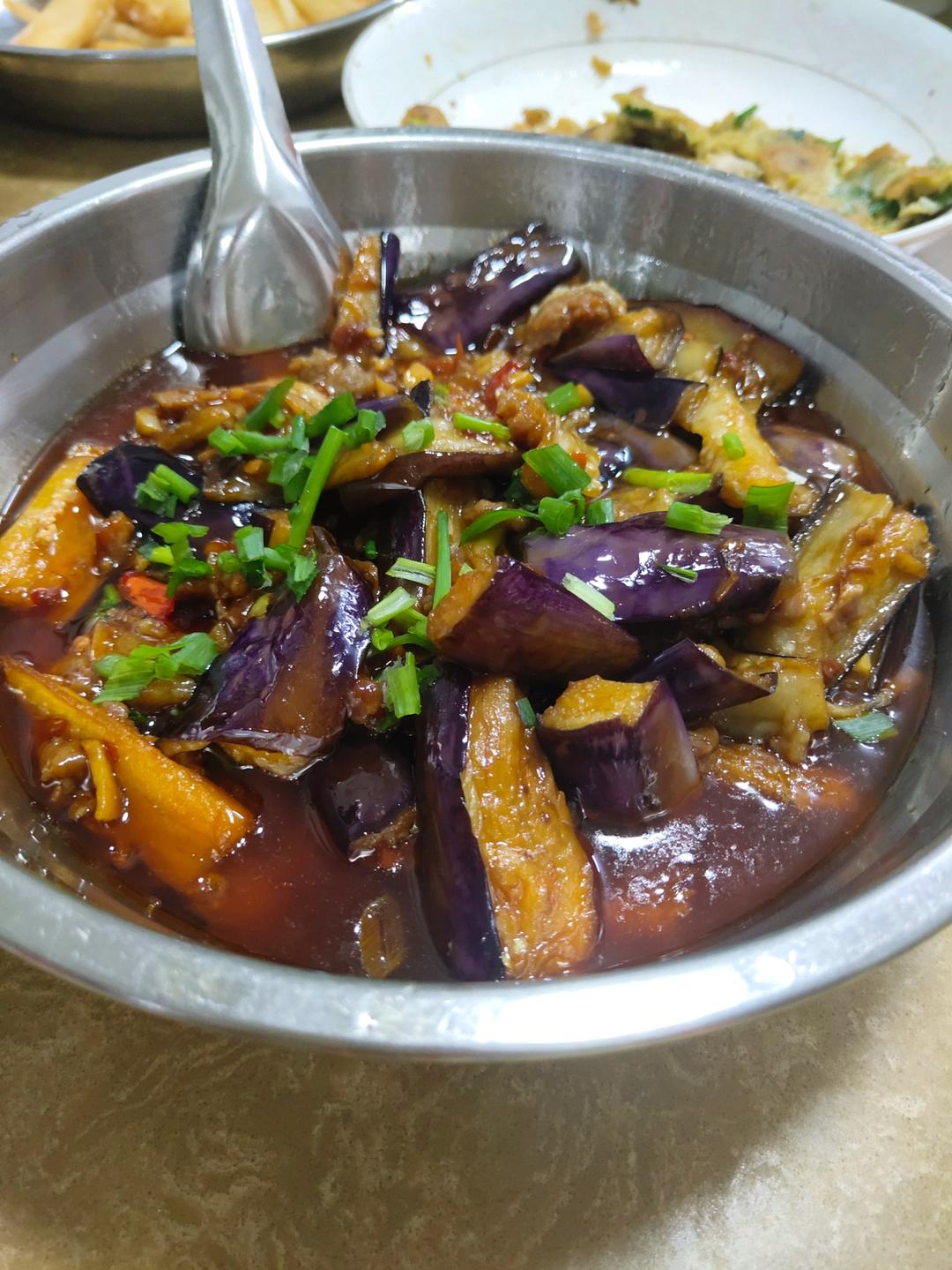 开胃下饭菜！巨简单的家常鱼香茄子煲
