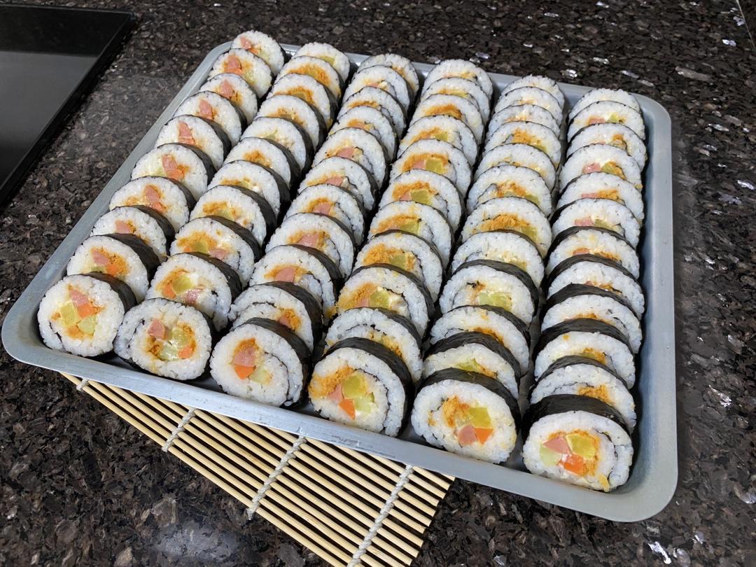 紫菜卷寿司