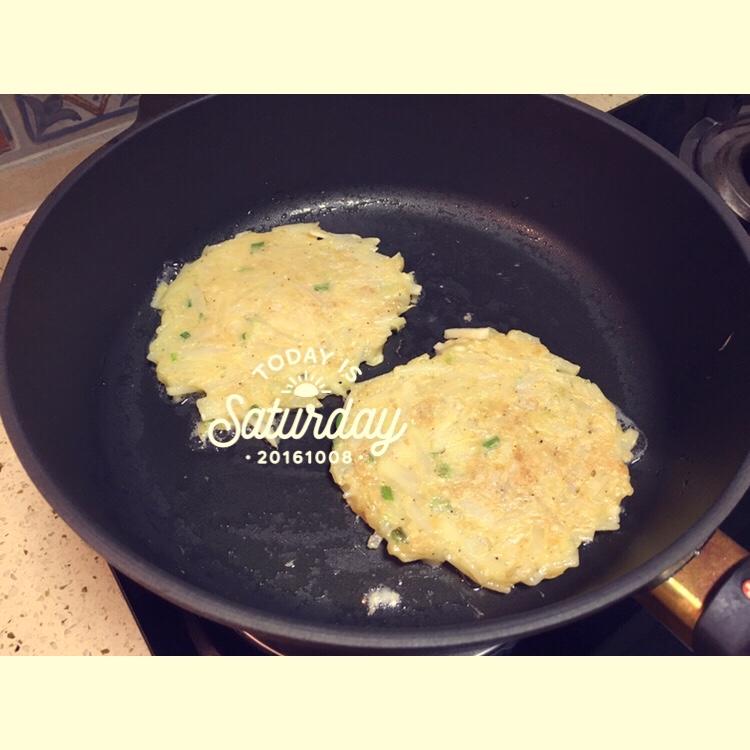 鸡蛋土豆饼