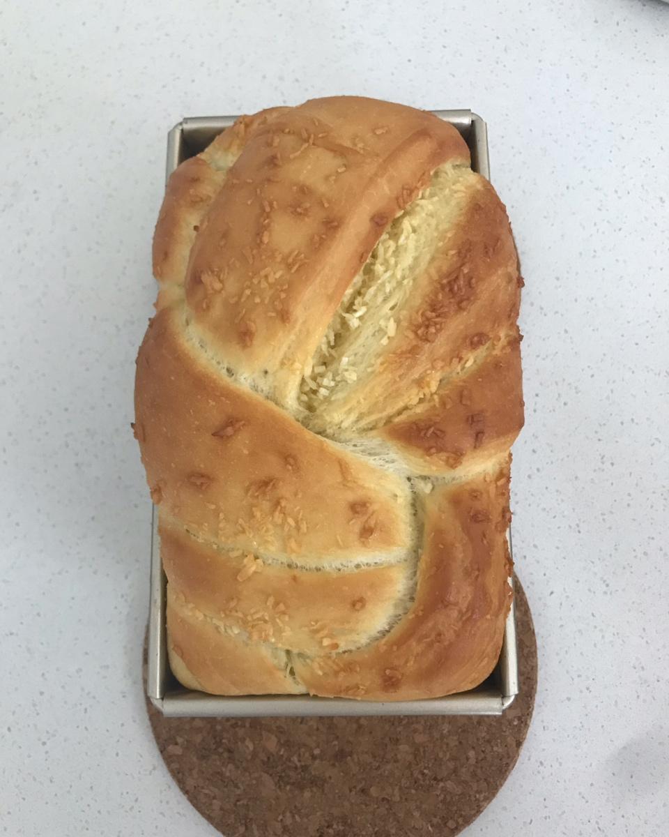 椰蓉吐司面包 Coconut Loaf