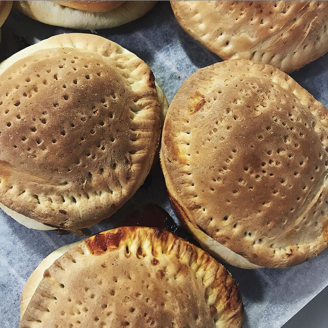 金枪鱼口袋披萨